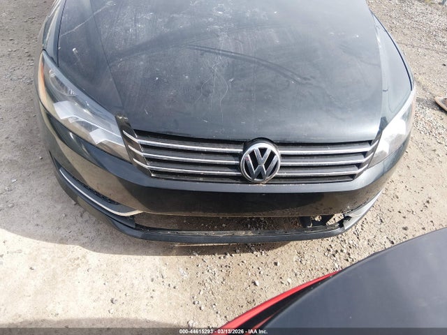 2013 Volkswagen Passat 2.5l Se მანქანა იყიდება აუქციონზე, vin: 1VWBH7A38DC062458, აუქციონის ნომერი: 44615293