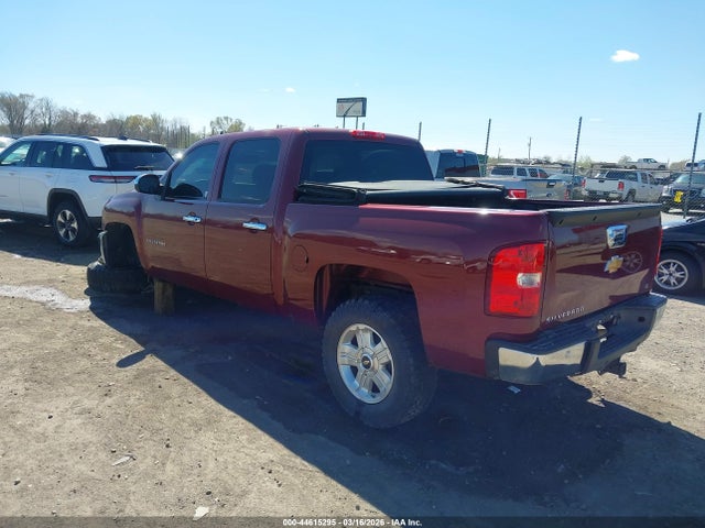 2013 CHEVROLET SILVERADO 1500 3GCPCSE09DG326584 Photo 2