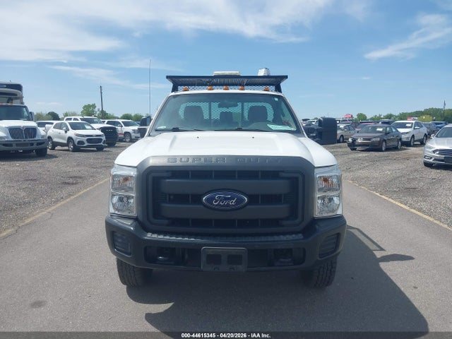 Ford F-350 Chassis Xl 2015 1FDRF3H6XFED44524 Image 12
