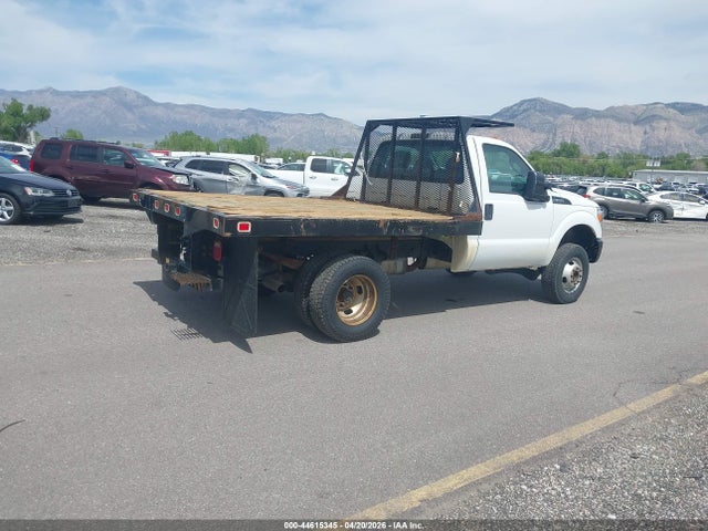 Ford F-350 Chassis Xl 2015 1FDRF3H6XFED44524 Image 4