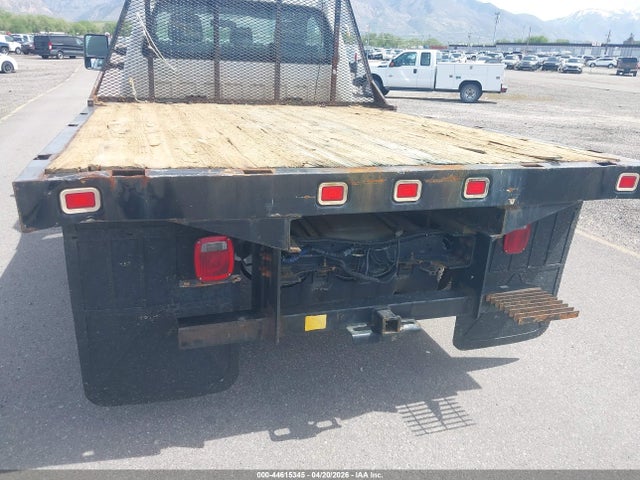 Ford F-350 Chassis Xl 2015 1FDRF3H6XFED44524 Image 6