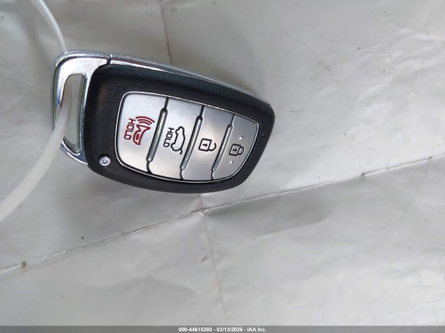 KMHD35LH3GU284648 Hyundai ELANTRA GT