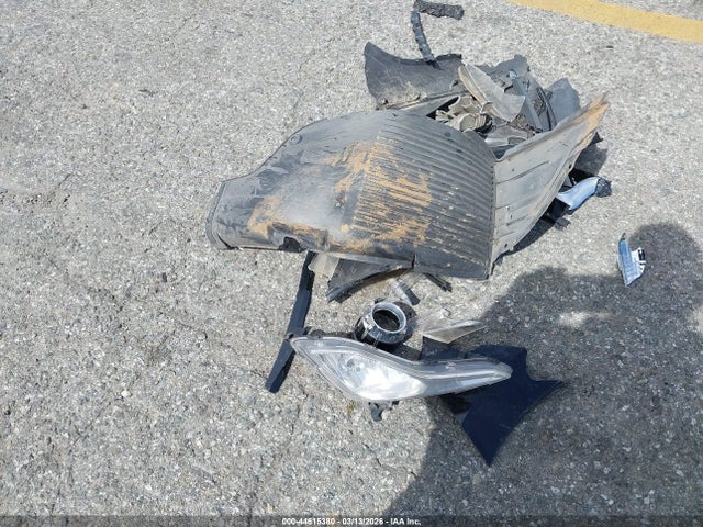 KMHD35LH3GU284648 Hyundai ELANTRA GT