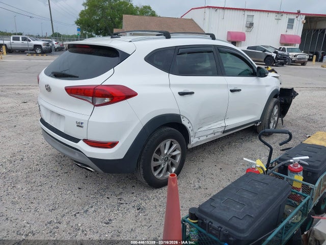 Aukcja sprzedaży 2017 Hyundai Tucson Limited/sport And Eco/se, vin: KM8J3CA26HU325569, numer aukcji: 44615389