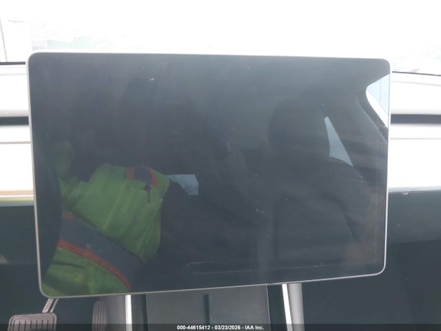 Auction sale of the 2020 Tesla Model Y Long Range Dual Motor All-wheel Drive, vin: 5YJYGDEE3LF009419, lot number: 44615412