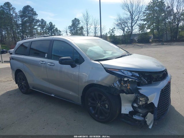 5TDXRKECXSS226422 Toyota Sienna Xse