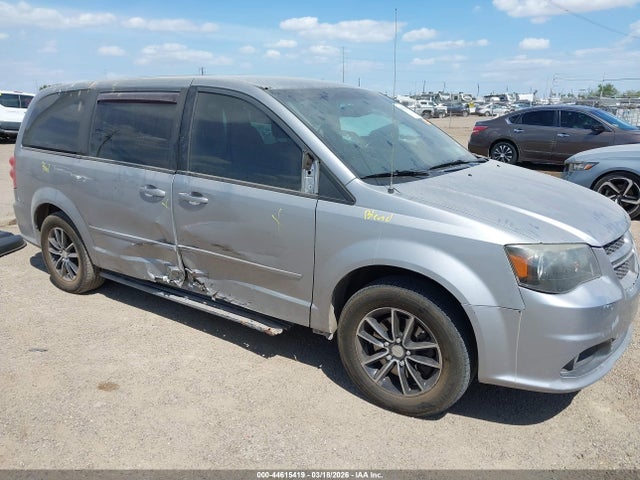 2017 Dodge Grand Caravan Gt მანქანა იყიდება აუქციონზე, vin: 2C4RDGEG7HR667336, აუქციონის ნომერი: 44615419