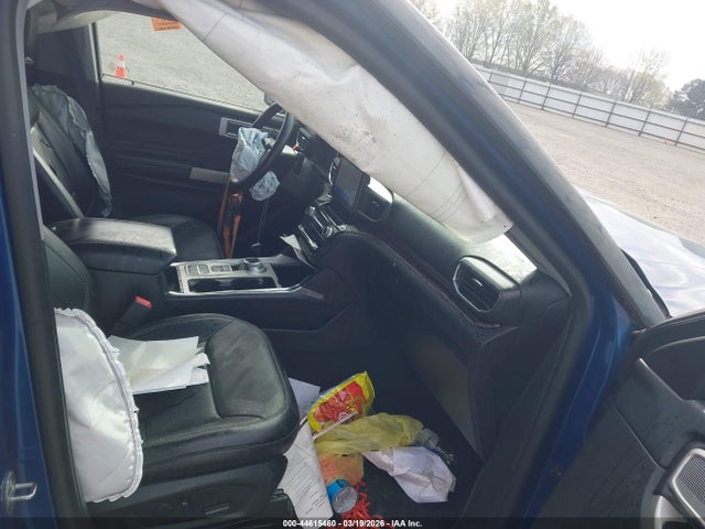 2022 FORD EXPLORER 1FMSK7FH7NGB19747 Photo 4