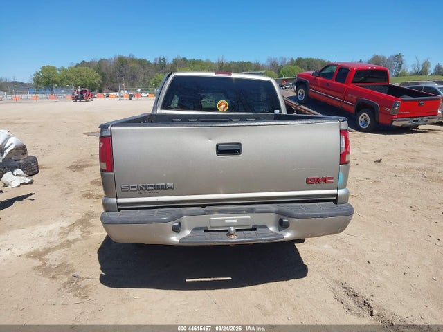 44615467 :رقم المزاد ، 1GTCS19W828101070 vin ، 2002 Gmc Sonoma Sls مزاد بيع