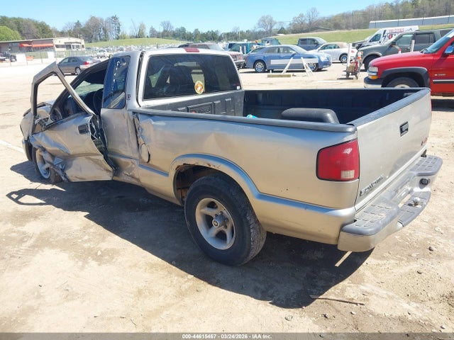 44615467 :رقم المزاد ، 1GTCS19W828101070 vin ، 2002 Gmc Sonoma Sls مزاد بيع