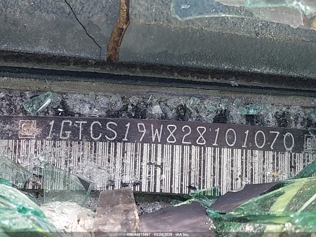 44615467 :رقم المزاد ، 1GTCS19W828101070 vin ، 2002 Gmc Sonoma Sls مزاد بيع