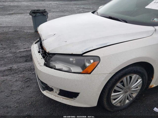 2012 Volkswagen Passat 2.5l S მანქანა იყიდება აუქციონზე, vin: 1VWAP7A34CC018759, აუქციონის ნომერი: 44615482