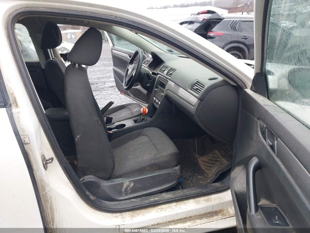 2012 Volkswagen Passat 2.5l S მანქანა იყიდება აუქციონზე, vin: 1VWAP7A34CC018759, აუქციონის ნომერი: 44615482