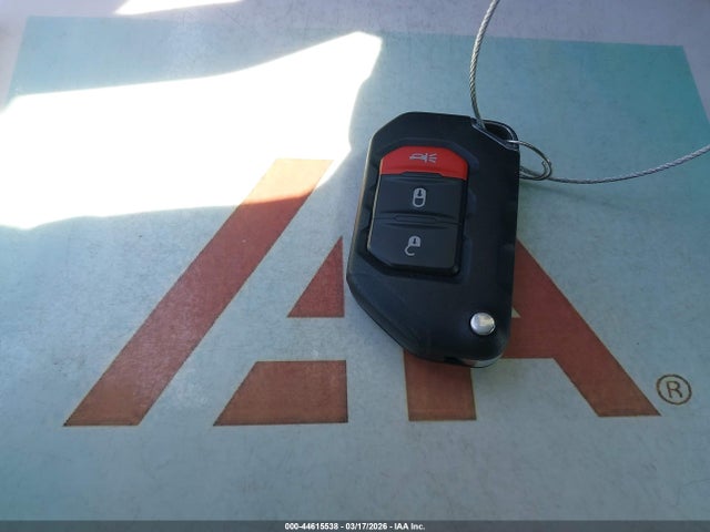 2021 JEEP WRANGLER 1C4GJXANXMW585638 Photo 10