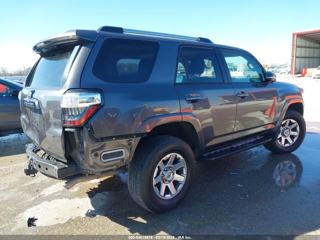 2015 Toyota 4runner Trail Premium მანქანა იყიდება აუქციონზე, vin: JTEBU5JR5F5255211, აუქციონის ნომერი: 44615576