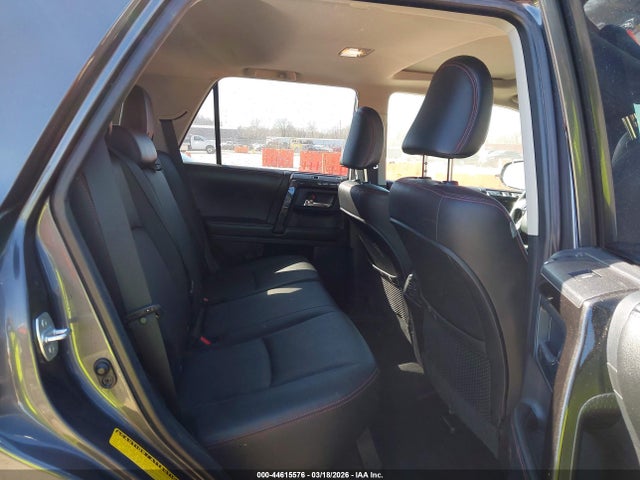 2015 Toyota 4runner Trail Premium მანქანა იყიდება აუქციონზე, vin: JTEBU5JR5F5255211, აუქციონის ნომერი: 44615576