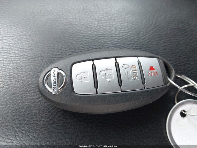 5N1AT2MVXGC915651 Nissan Rogue Sl