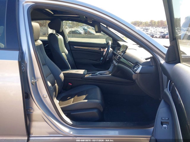 2019 Honda Accord Sport 2.0t მანქანა იყიდება აუქციონზე, vin: 1HGCV2F34KA034257, აუქციონის ნომერი: 44615578