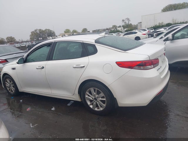 Продаж на аукціоні авто 2017 Kia Optima Lx, vin: KNAGT4L3XH5141852, номер лоту: 44615581