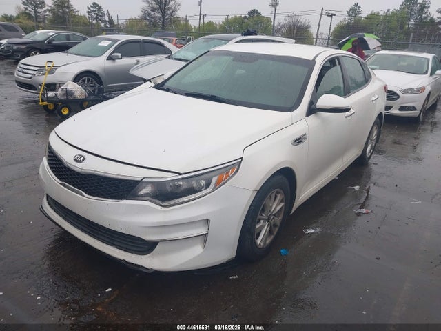 Продаж на аукціоні авто 2017 Kia Optima Lx, vin: KNAGT4L3XH5141852, номер лоту: 44615581