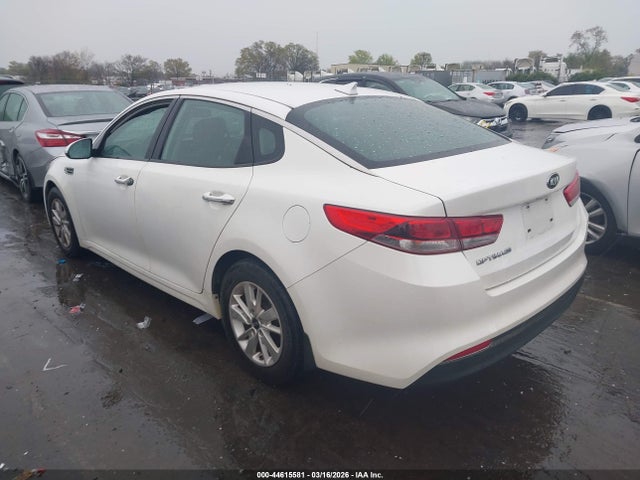 Продаж на аукціоні авто 2017 Kia Optima Lx, vin: KNAGT4L3XH5141852, номер лоту: 44615581