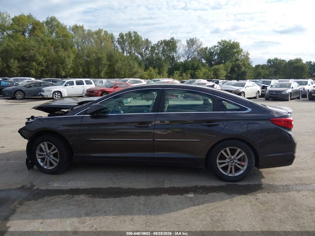 44615602 :رقم المزاد ، 5NPE24AF6FH208907 vin ، 2015 Hyundai Sonata Se مزاد بيع