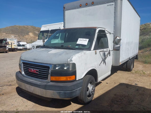 Aukcja sprzedaży 2004 Gmc Savana Cutaway Standard W/c7l/c7n, vin: 1GDJG31U041231639, numer aukcji: 44615606