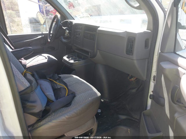 Aukcja sprzedaży 2004 Gmc Savana Cutaway Standard W/c7l/c7n, vin: 1GDJG31U041231639, numer aukcji: 44615606