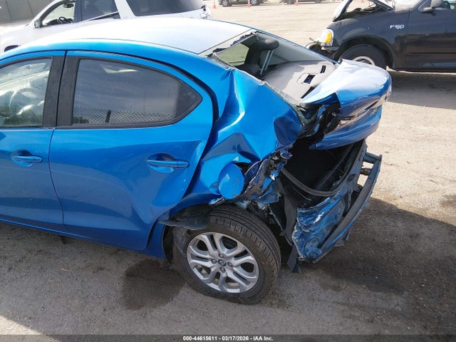 3MYDLBYV3JY312343 Toyota YARIS IA