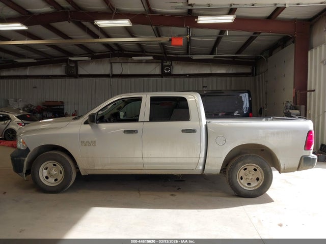 1C6RR7KG5JS294198 RAM 1500 Tradesman 4x4 5&#039;7 Box
