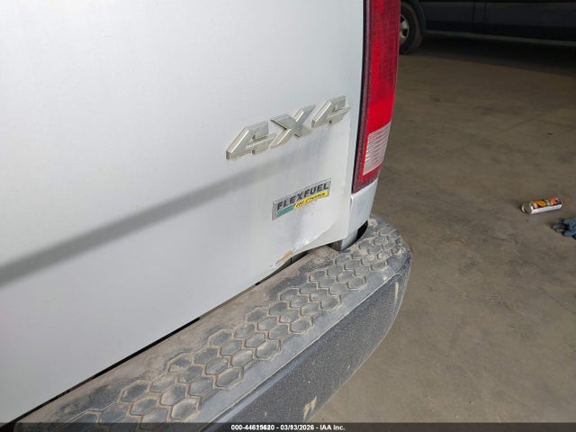 1C6RR7KG5JS294198 RAM 1500 Tradesman 4x4 5&#039;7 Box