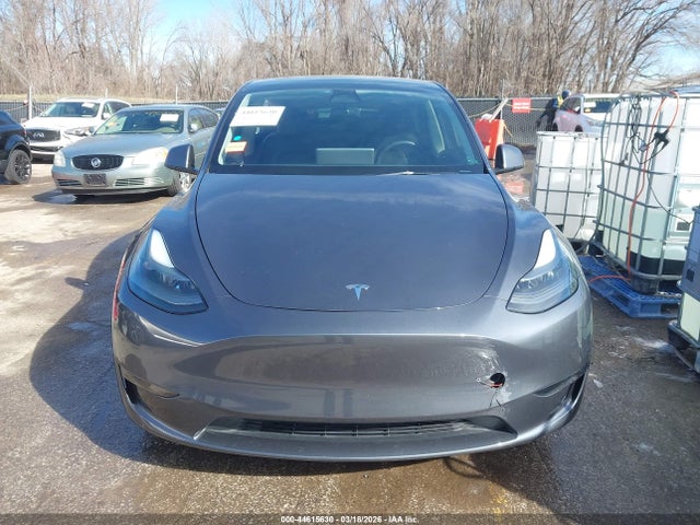 44615630 :رقم المزاد ، 7SAYGDEF0PF662811 vin ، 2023 Tesla Model Y Performance Dual Motor All-wheel Drive مزاد بيع