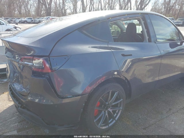 44615630 :رقم المزاد ، 7SAYGDEF0PF662811 vin ، 2023 Tesla Model Y Performance Dual Motor All-wheel Drive مزاد بيع