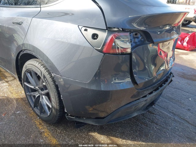 44615630 :رقم المزاد ، 7SAYGDEF0PF662811 vin ، 2023 Tesla Model Y Performance Dual Motor All-wheel Drive مزاد بيع