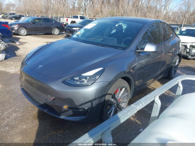 2023 TESLA MODEL Y 7SAYGDEF0PF662811 Photo 1