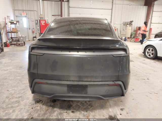 7SAYGDED3TF417610 Tesla Model Y Premium Rear-wheel Drive/standard Rear-wheel Drive