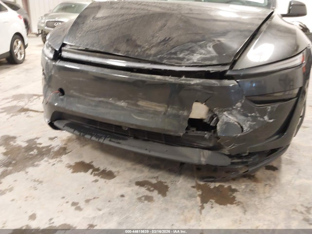 2026 TESLA MODEL Y 7SAYGDED3TF417610 Photo 5