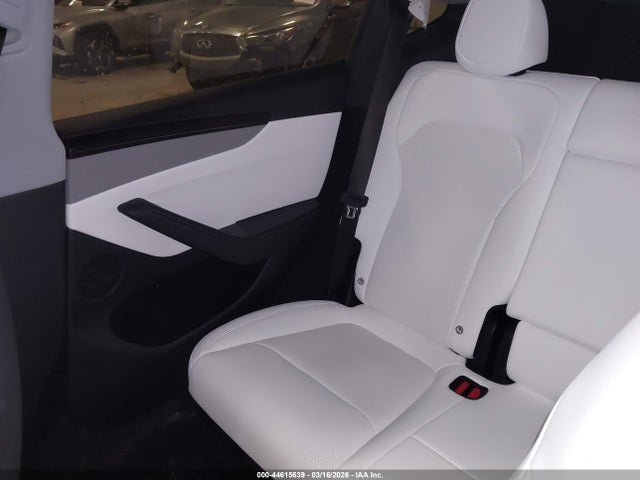 2026 TESLA MODEL Y 7SAYGDED3TF417610 Photo 7