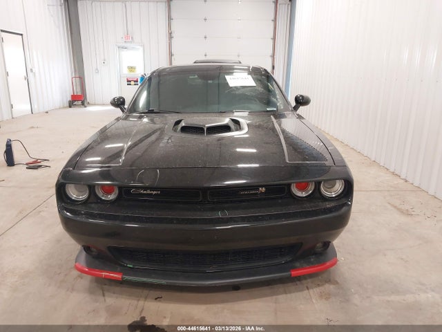 44615641 :رقم المزاد ، 2C3CDZFJ7HH633094 vin ، 2017 Dodge Challenger 392 Hemi Scat Pack Shaker مزاد بيع