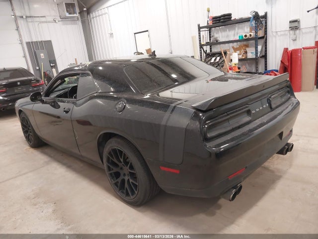 44615641 :رقم المزاد ، 2C3CDZFJ7HH633094 vin ، 2017 Dodge Challenger 392 Hemi Scat Pack Shaker مزاد بيع