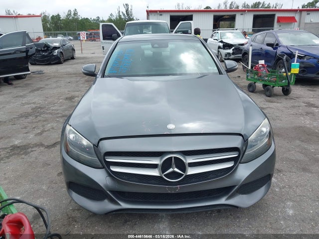 Продажа на аукционе авто 2017 Mercedes-benz C 300, vin: 55SWF4JB6HU190866, номер лота: 44615646