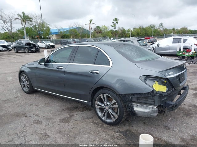 Продажа на аукционе авто 2017 Mercedes-benz C 300, vin: 55SWF4JB6HU190866, номер лота: 44615646