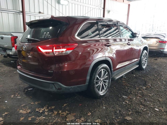 Aukcja sprzedaży 2019 Toyota Highlander Xle, vin: 5TDKZRFH9KS332602, numer aukcji: 44615658