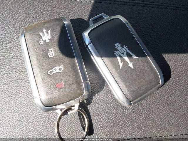 2023 Maserati Grecale Gt მანქანა იყიდება აუქციონზე, vin: ZN682AVA5P7416162, აუქციონის ნომერი: 44615662
