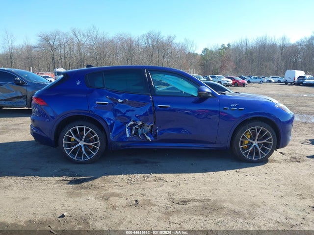 2023 Maserati Grecale Gt მანქანა იყიდება აუქციონზე, vin: ZN682AVA5P7416162, აუქციონის ნომერი: 44615662