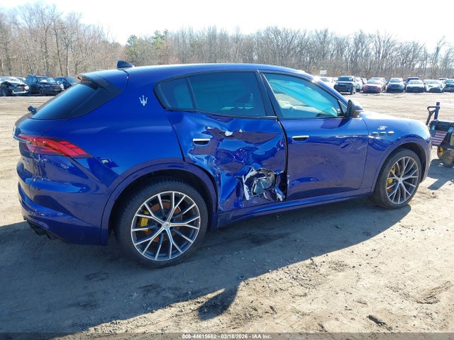 2023 Maserati Grecale Gt მანქანა იყიდება აუქციონზე, vin: ZN682AVA5P7416162, აუქციონის ნომერი: 44615662
