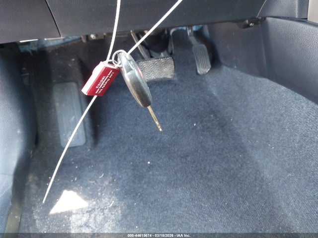 44615674 :رقم المزاد ، JTMZFREV2FJ035995 vin ، 2015 Toyota Rav4 Le مزاد بيع