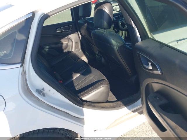 Aukcja sprzedaży 2015 Chrysler 200 C, vin: 1C3CCCCG5FN706590, numer aukcji: 44615677