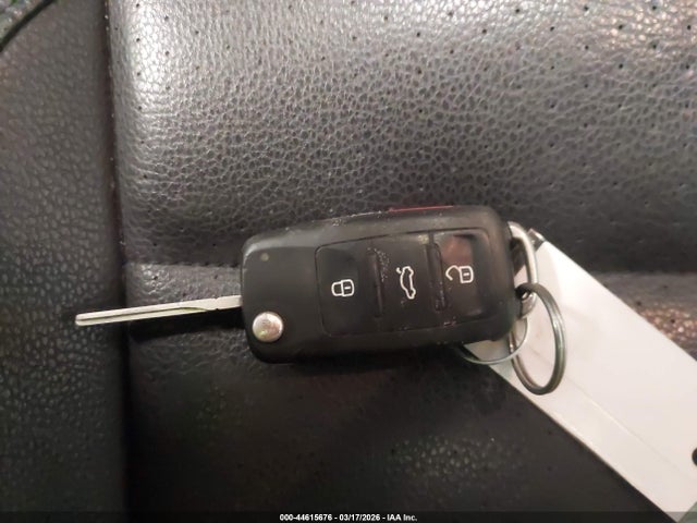 2012 VOLKSWAGEN TIGUAN WVGBV7AXXCW561804 Photo 10