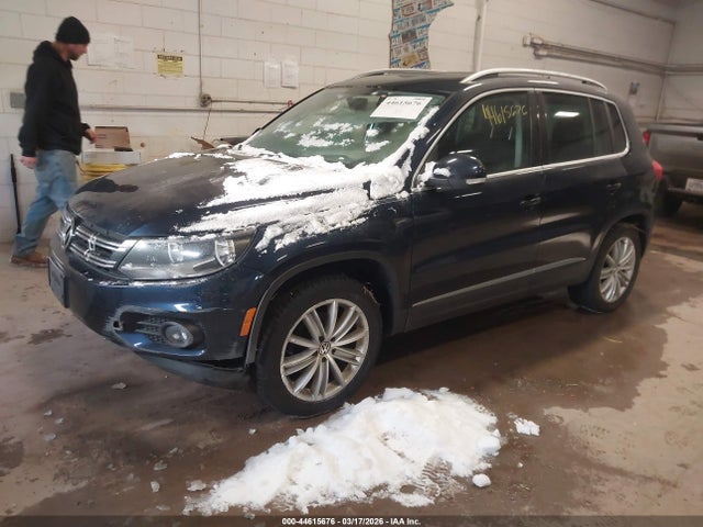2012 VOLKSWAGEN TIGUAN WVGBV7AXXCW561804 Photo 1
